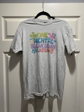 Gildan Light Gray Tee with Multicolor Pastel Graphic